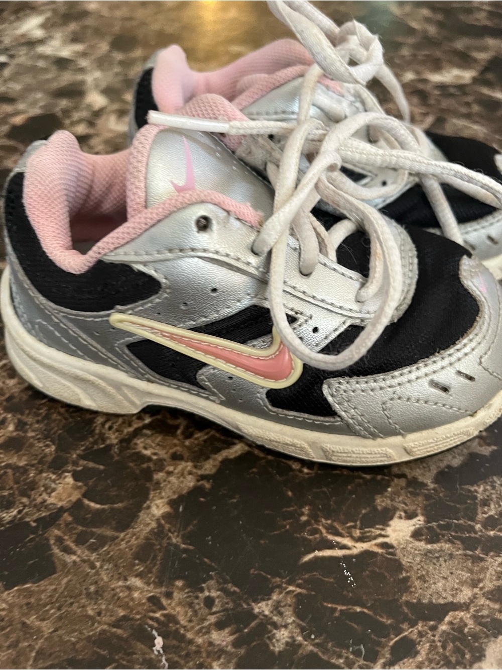 Nike Kids Silver, Black & Pink Casual Sneakers